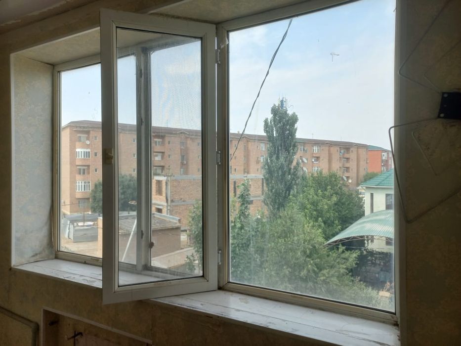 Пластик терезе сатылады