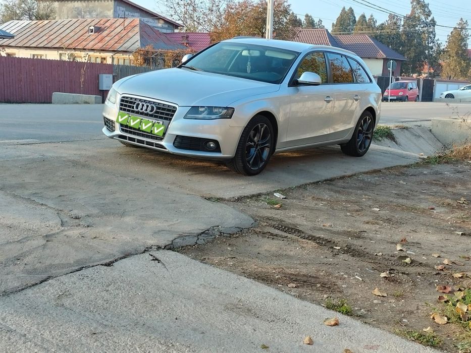Audi A4 B8 automat vând sau schimb cu Logan
