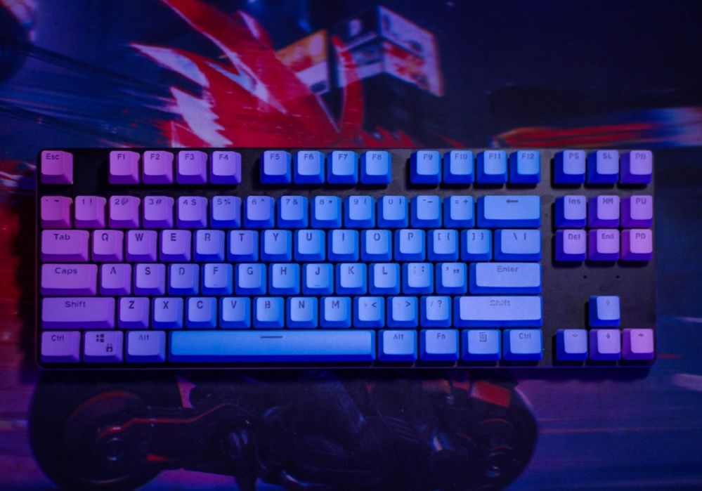 Custom Механична Клавиатура Glorious GMMK