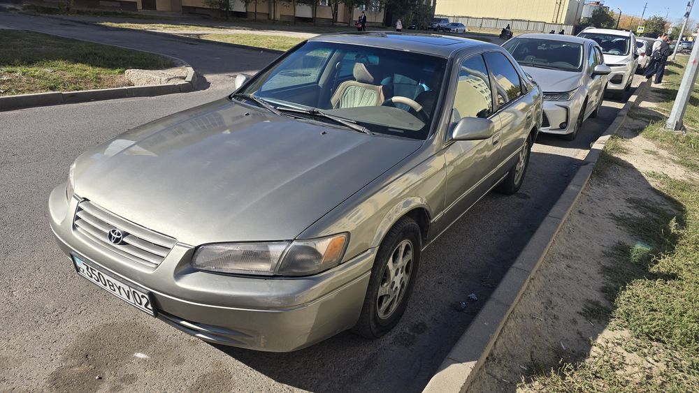 Авто в рассрочку без банка Toyota Camry