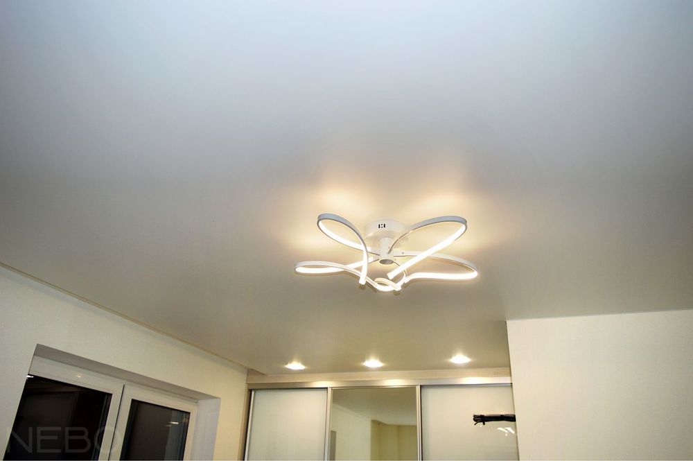 Натяжные потолки