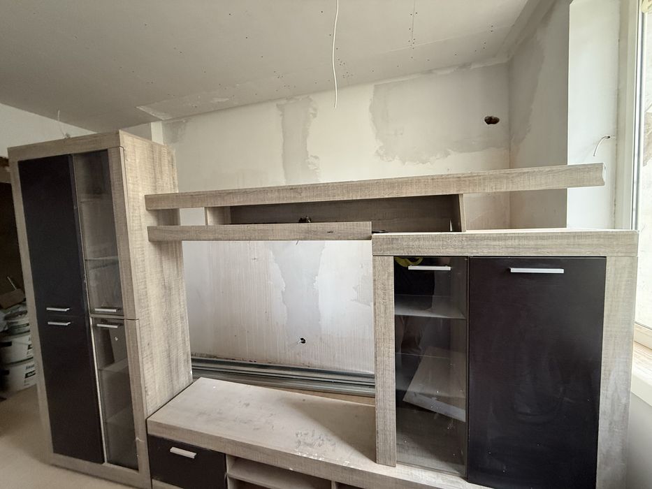 Секция с витрини