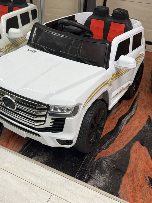 Продам машинку, в отличном состоянии