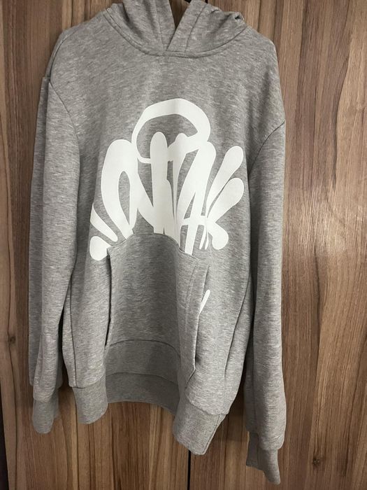 Syna world hoodie
