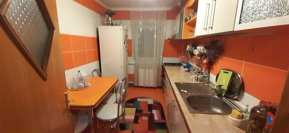 Vand apartament 3 camere Burdujeni, Suceava