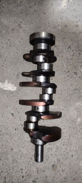 Продам коленвал в стд на Мерседес 112 об. 2.7