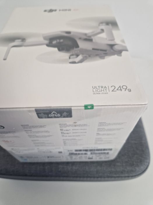 Dji mini 4 k sigilata cu geanta