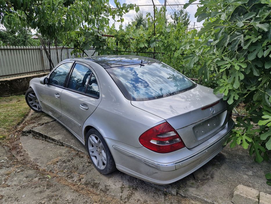 MERCEDES-BENZ E-Class 2004 — imagine 4