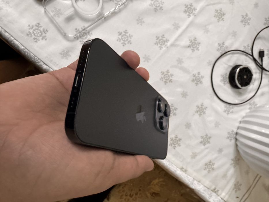 Продам iPhone 14 pro ЕАС черный отличном состоянии