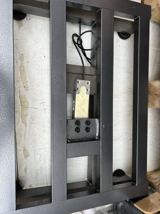 Професионален електронен кантар KraftWorld – до 350 кг