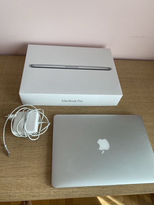 Macbook Pro Retina, 13 инча, 2015