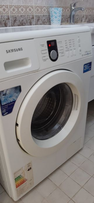 Продам стиральную машину