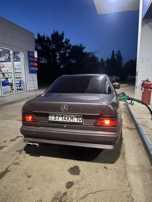 Мерс 124 купе 2,3