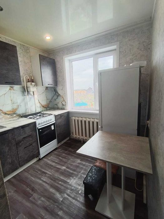 Продам 2х ком. квартиру, район СКГУ