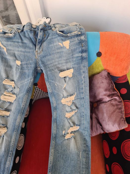 Jeans zara noi cu eticheta