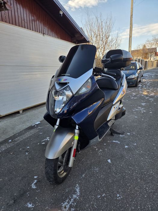 Honda Silver Wing 600cm, ABS, injectie, 20000km, + benelii de 150