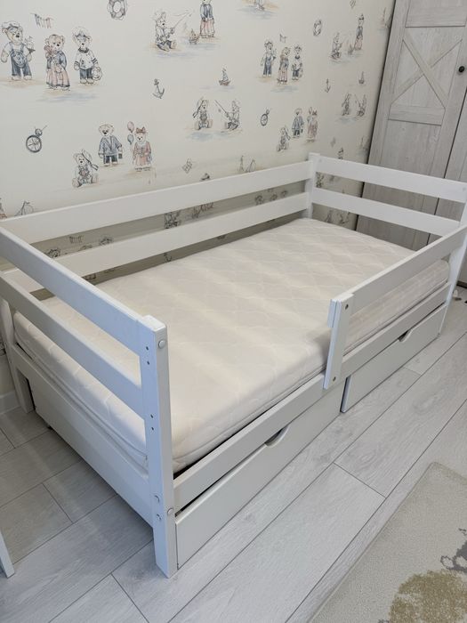 Кровать детская с бортиками 160х80