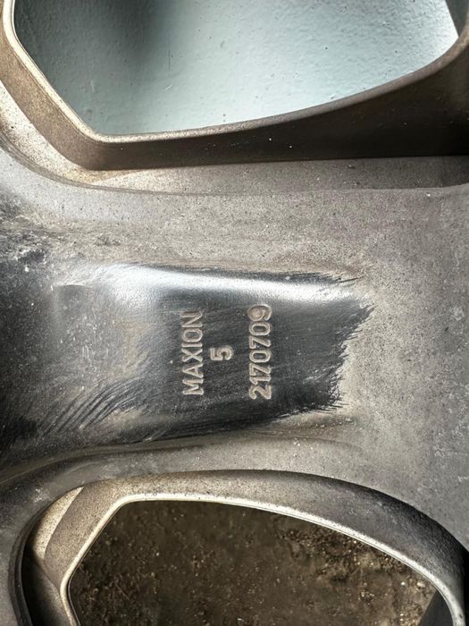 Комплект дисков с резиной