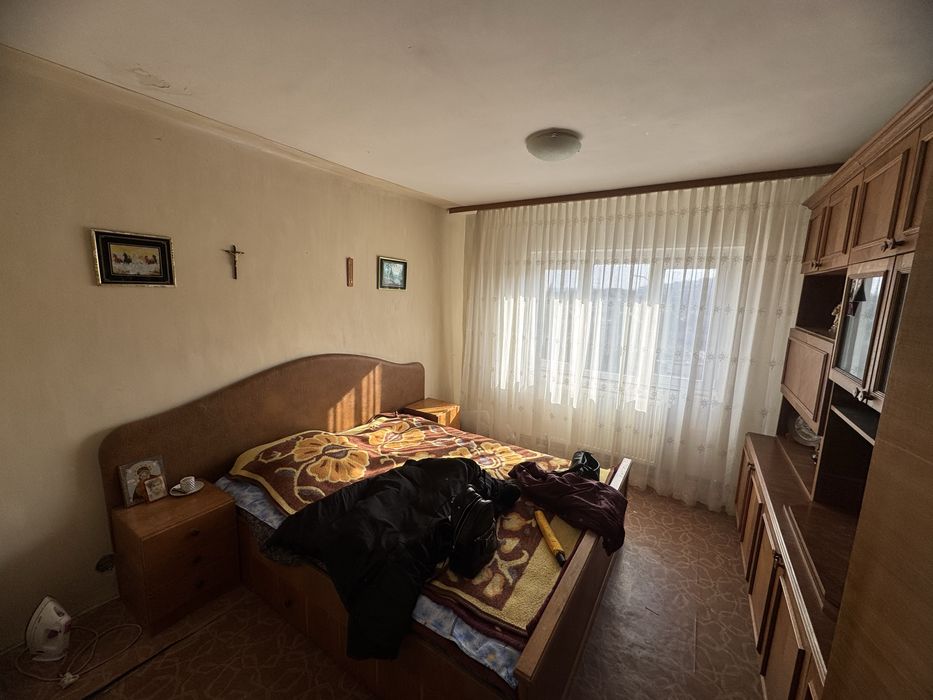Apartament 4 camere, Otopeni  102mp