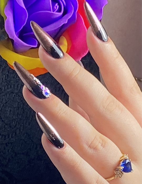 Unghii cu gel/semipermanenta…Ofer garantia lucrului bine facut !