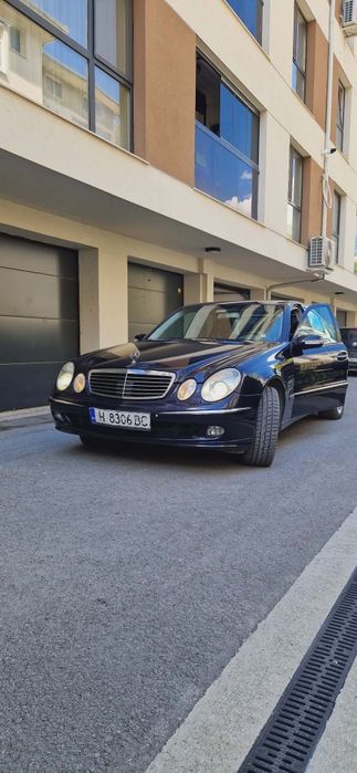 Мерцедес Е 280 .