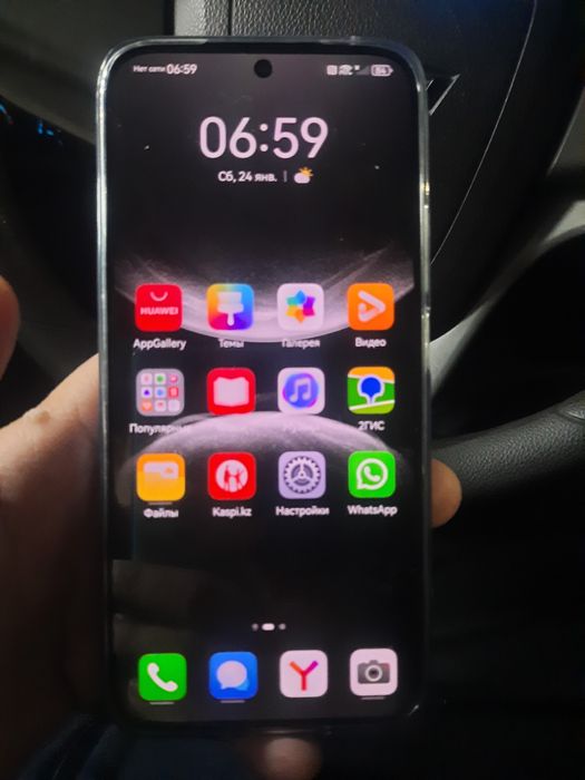 Продаю телефон хуавей