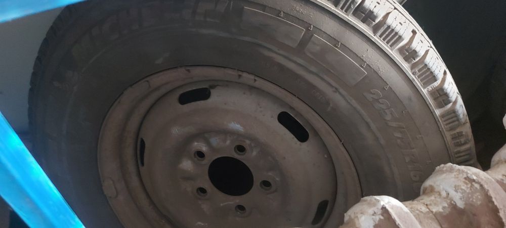 Колесо диск с покрышками