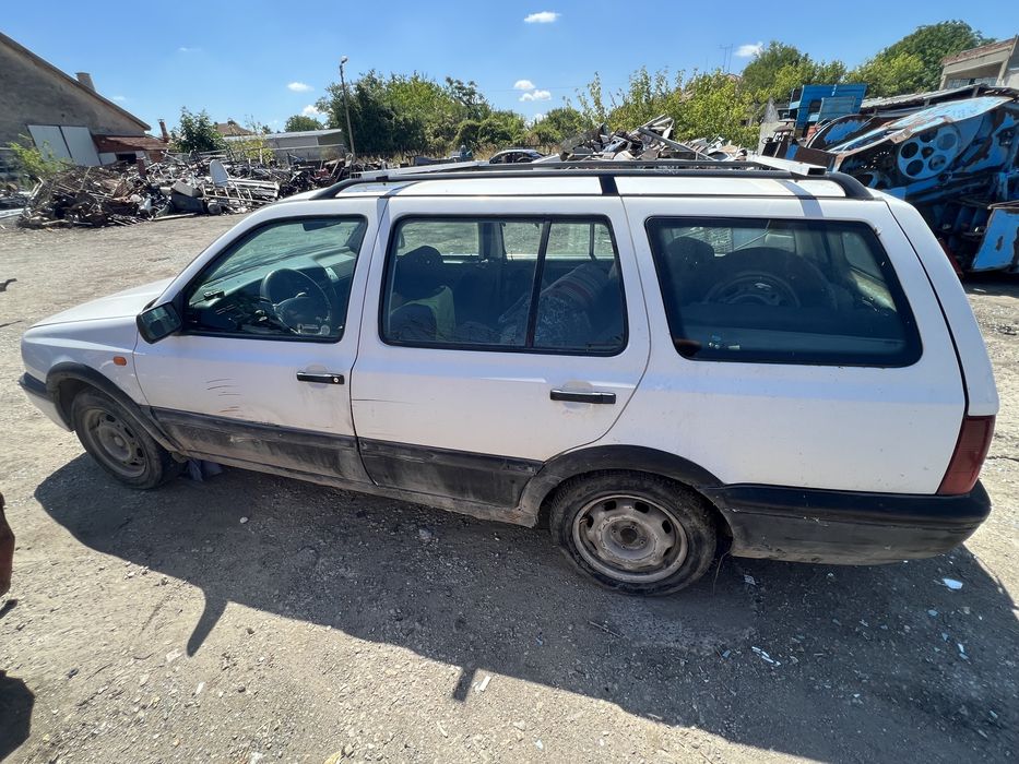 Volkswagen Golf 3 1.9 НА ЧАСТИ