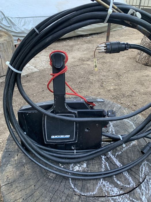 Comanda la distanta mercury