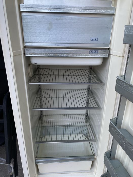 Халадилник сотилади