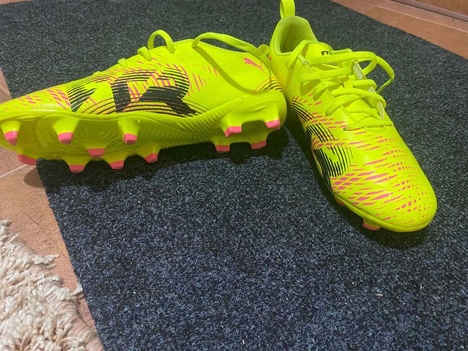Бутонки Puma future