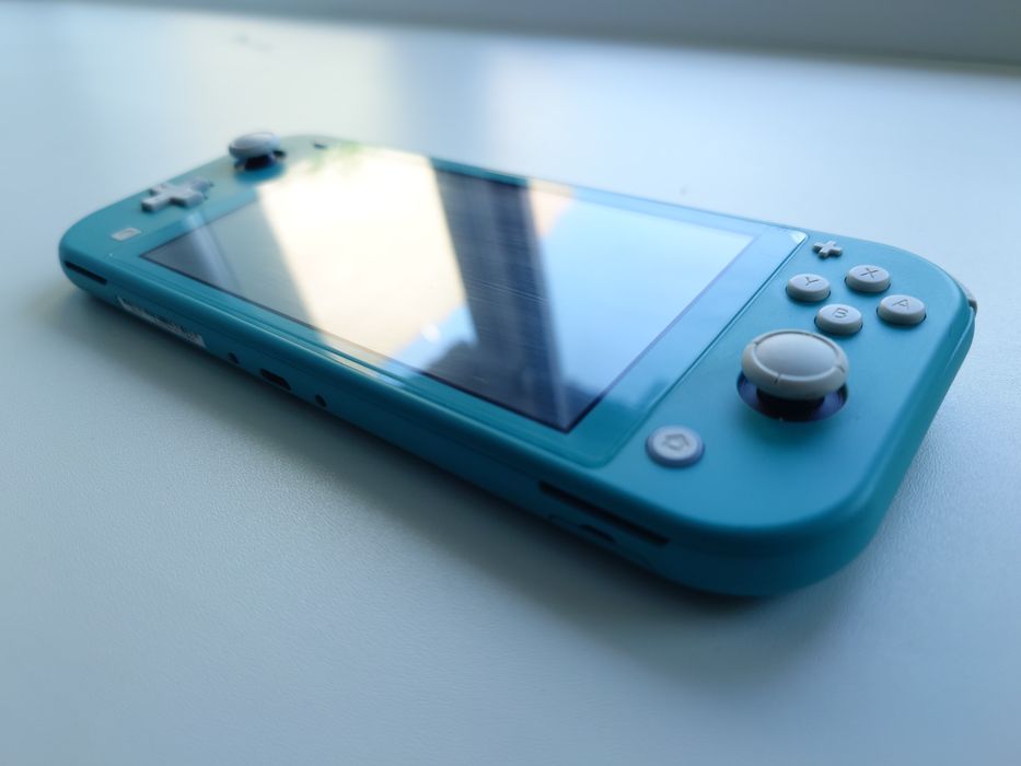 Nintendo Switch Lite прошитый
