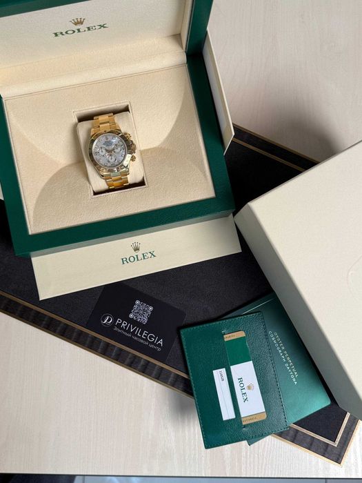 Rolex Cosmograph Daytona 40mm Yellow Gold