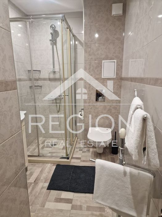 Дава се под наем Двустаен апартамент в Варна, Център - 65 кв.м за 612 € - Снимка #5