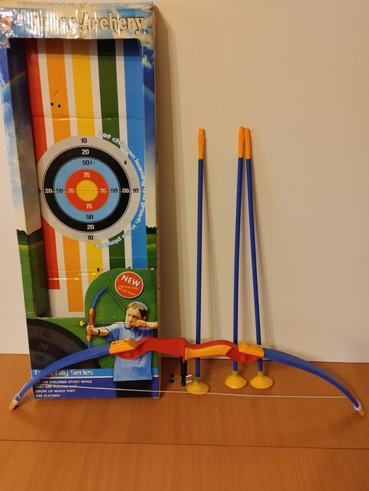 Детские игрушки .