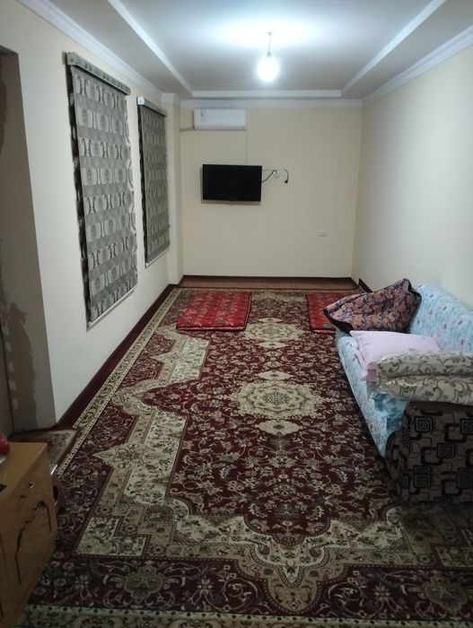 Aziz tepa 35- kollej ro'parasi 8 sotixli xovli