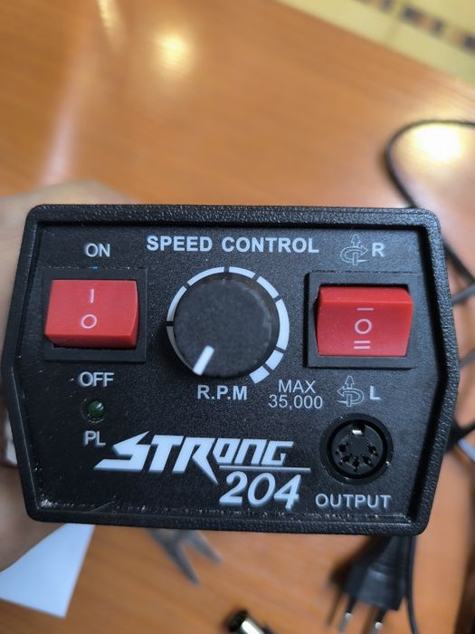 Продам STRONG машинку