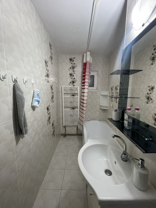 Apartament 2 camere-cartier Frumoasa/str diminetii etaj 2 decomandat