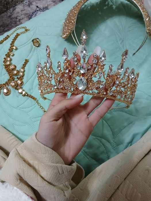 2 Coronițe, set brățară, inel, colier