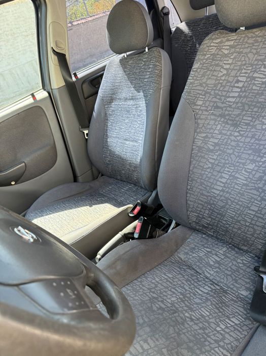 Opel Corsa C 1.2 2002 в движение