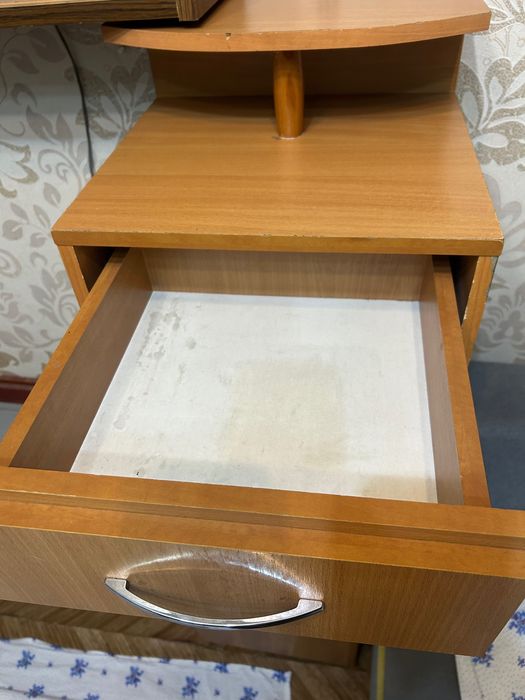 Мебель тумбочка в прихожую