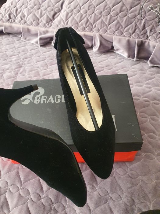 Замшевые туфля 38 размера