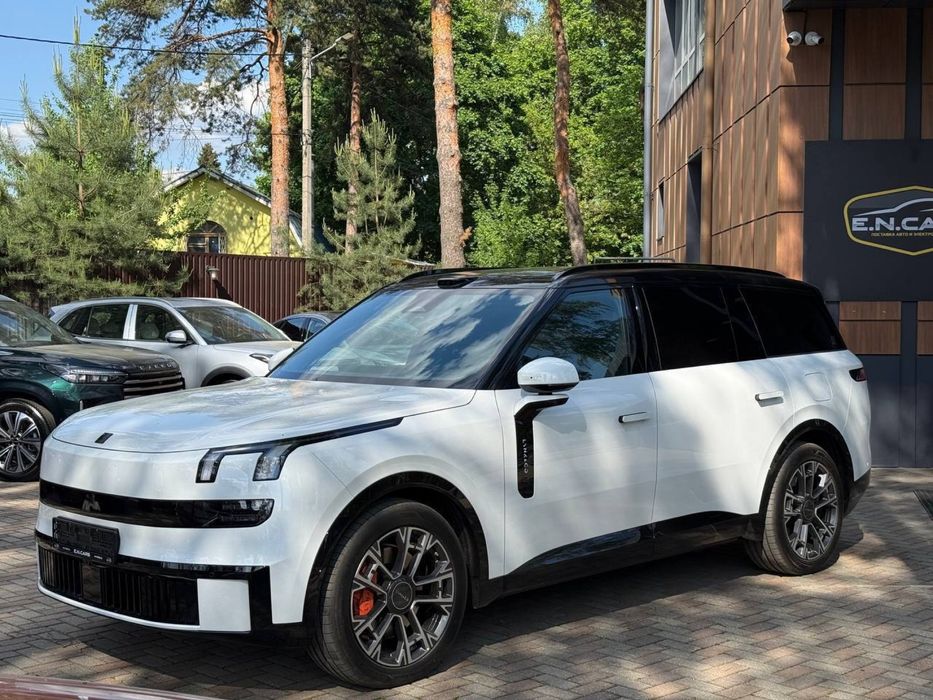 Lynk &  co 900. Ultira.60000$