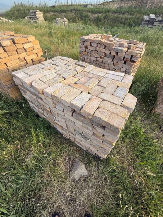 Огнеупорный кирпич 4.000 штук в наличии