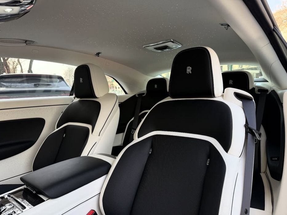 Rolls Royse Spectre Black Badge