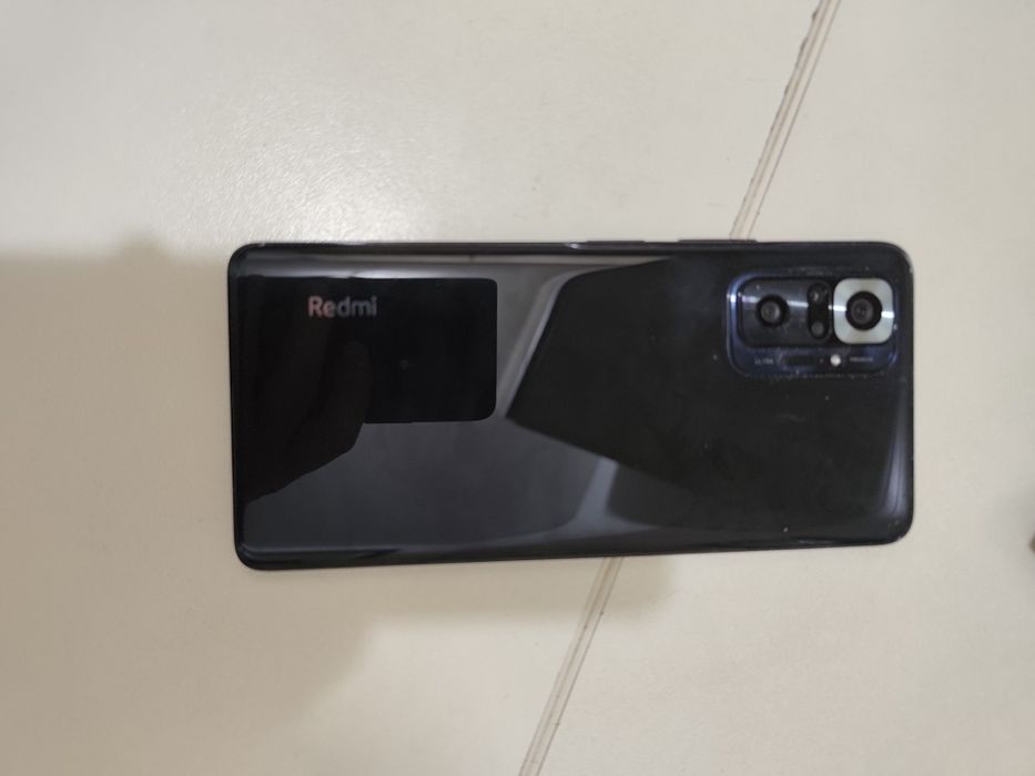 Vând Xiaomi redmi note 10 pro