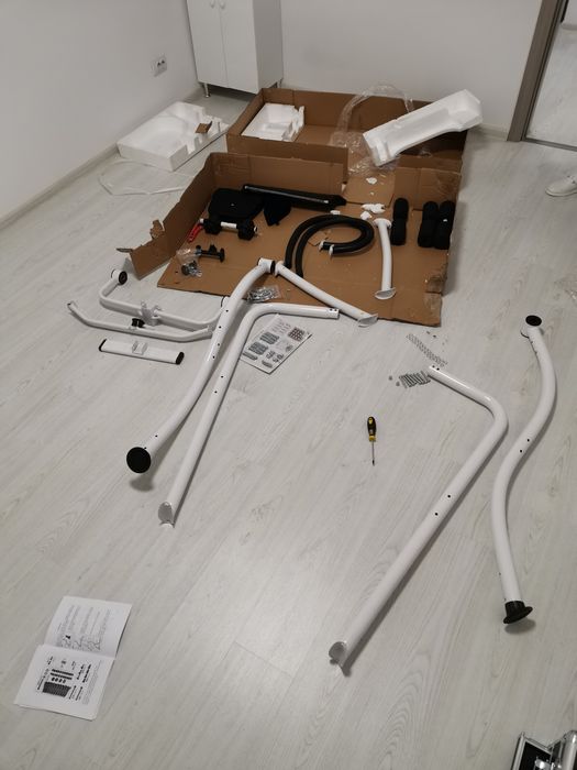 Montaj aparate fitness banda alergare, bicicleta eliptica