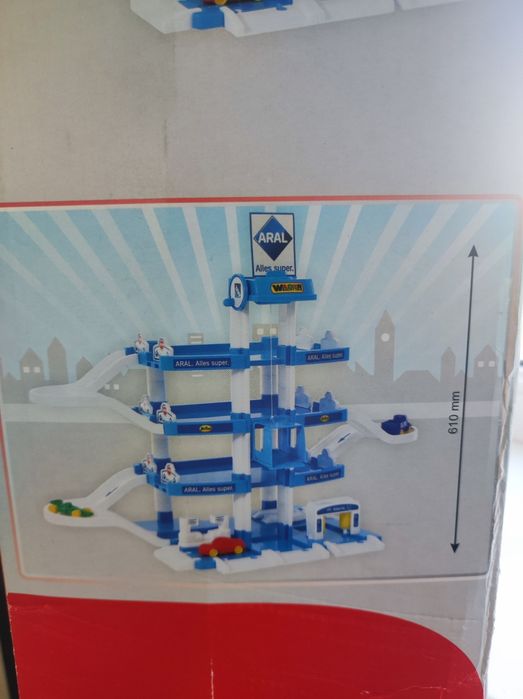 Парковка три уровня. Полесье оригинал