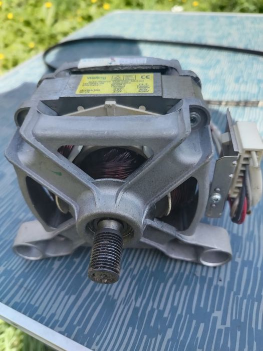Motor de mașina de spălat functional+curea de motor