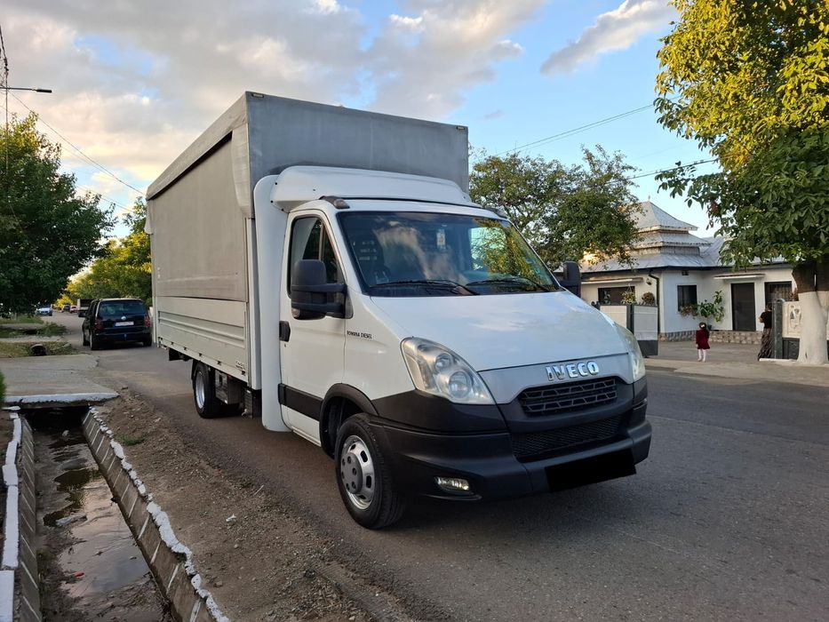 Benă cu prelată. 5.0 m lungime